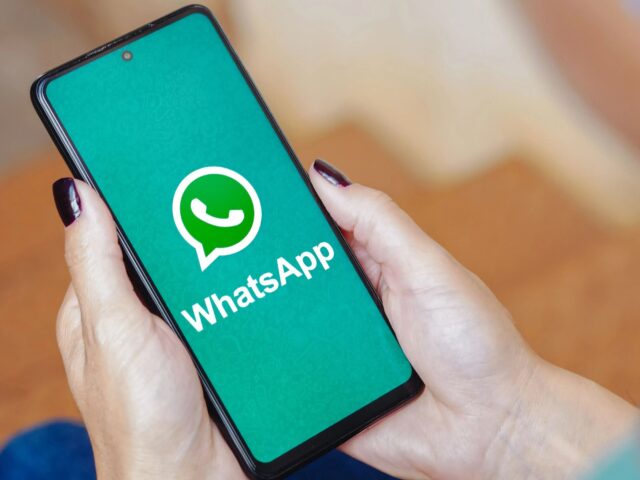 WhatsApp permite escolher quem te vê online; veja todas as atualizações