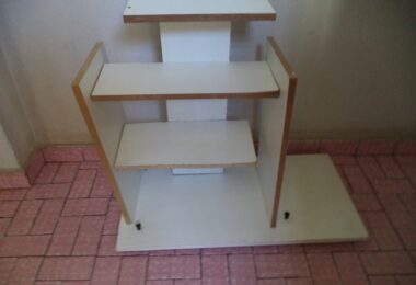 RACK.-R$ 70,00