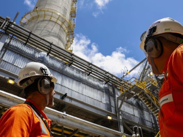 País nenhum abandonou direito de explorar recursos naturais, diz ex-ANP