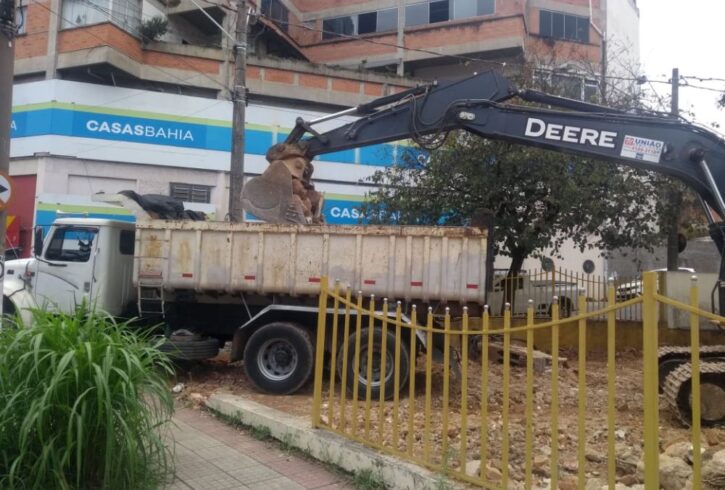 2f8fc996-126e-45a0-a8a0-4dc233917f4c 2f8fc996-126e-45a0-a8a0-4dc233917f4c