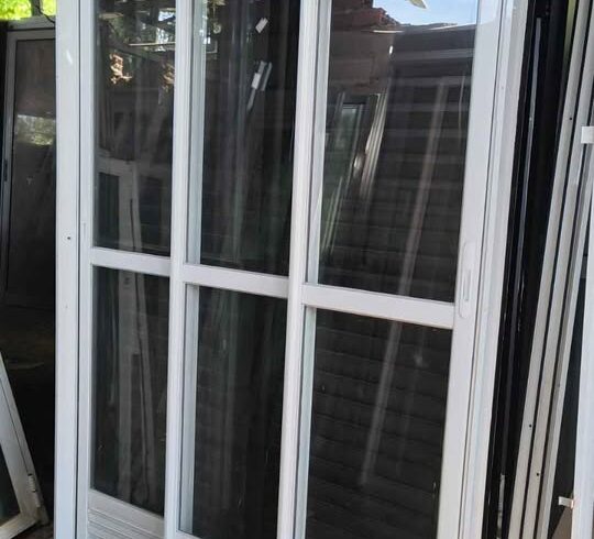 PORTA DE ALUMÍNIO BRANCO