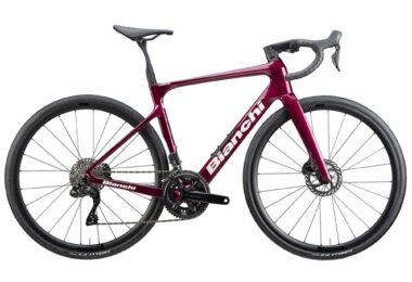 2026-bianchi-infinito-105-di2-road-bike